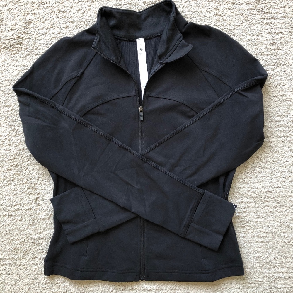 LULULEMON Cropped Define Jacket